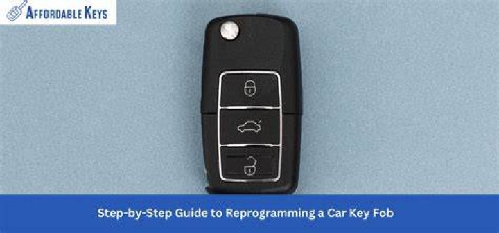 Can a mechanic reprogram a key fob?