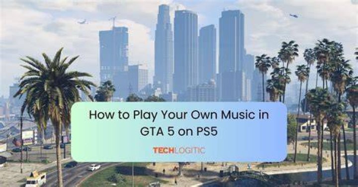 How do you play a playlist on GTA?