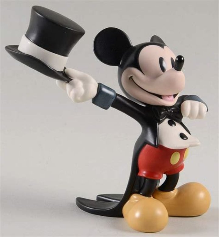 Why was Mickey's hat removed?